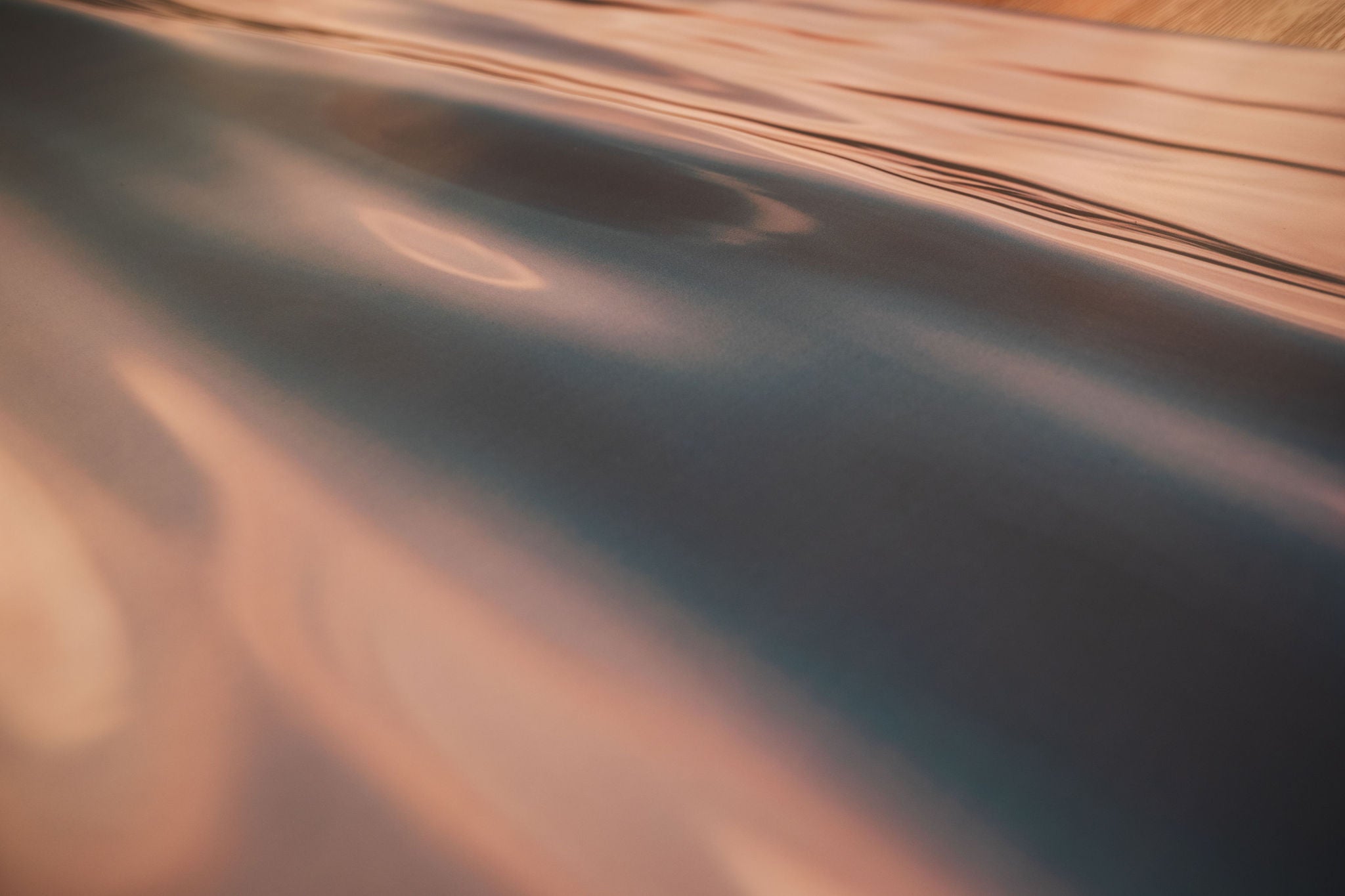 Abstract blurred image with soft focus and warm tones